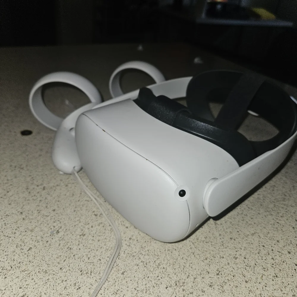 Metaquest 2 VR Headset